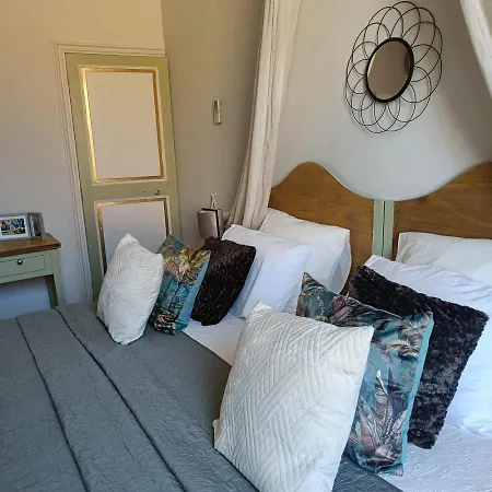 Bed & Breakfast Entre Bastide Et Cite Et Son Rooftop 4*