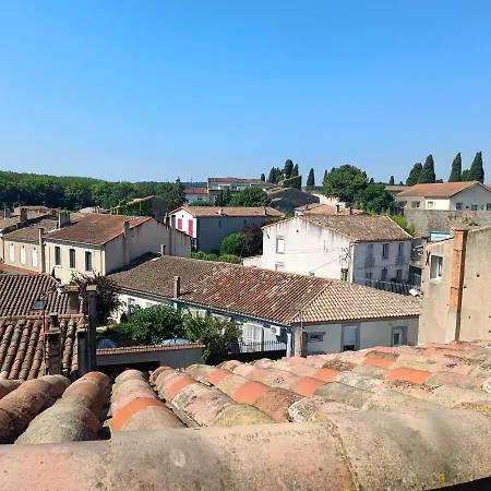 Oda ve Kahvaltı Entre Bastide Et Cite Et Son Rooftop 4*